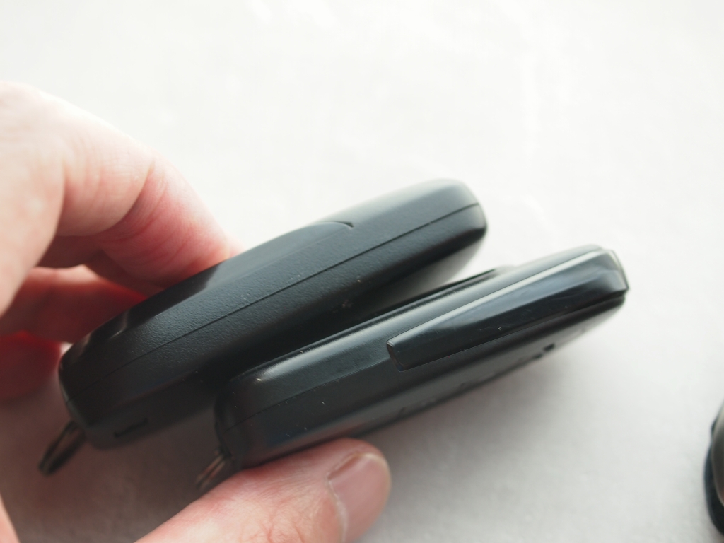 トヨタスマートキー厚み比較